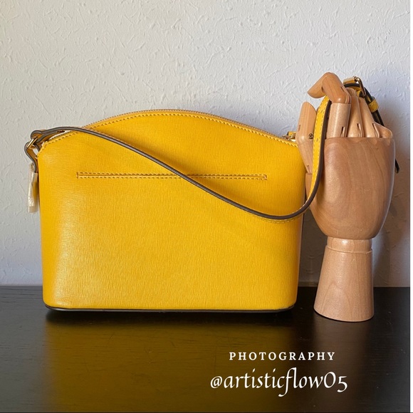 NEW! Dooney & Bourke Dandelion Suki Crossbody - Picture 4 of 12